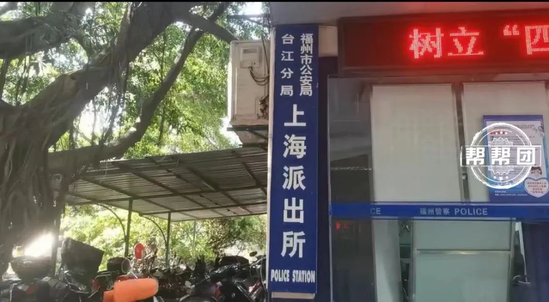 DƬ